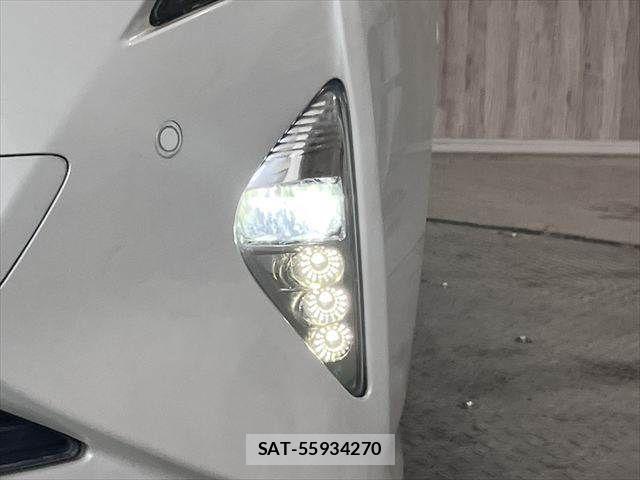 Toyota PRIUS 2017-06 7619260-10