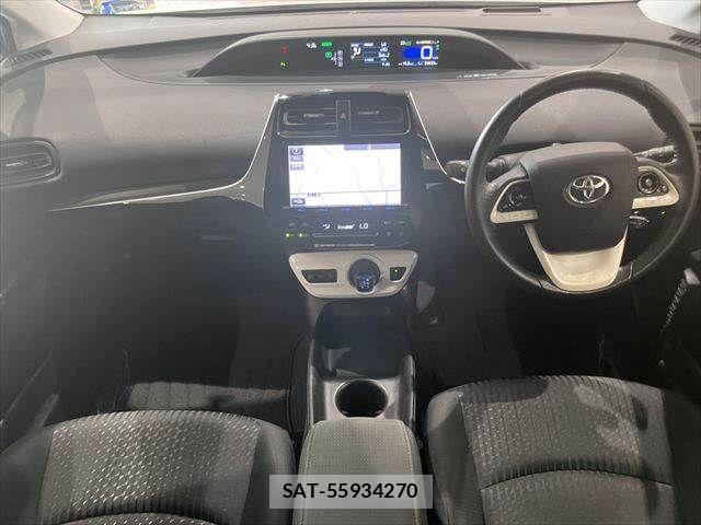 Toyota PRIUS 2017-06 7619260-2