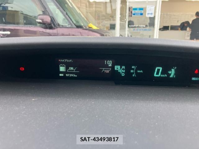 Toyota PRIUS 2015-07 7619316-14