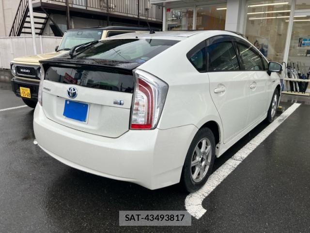 Toyota PRIUS 2015-07 7619316-3
