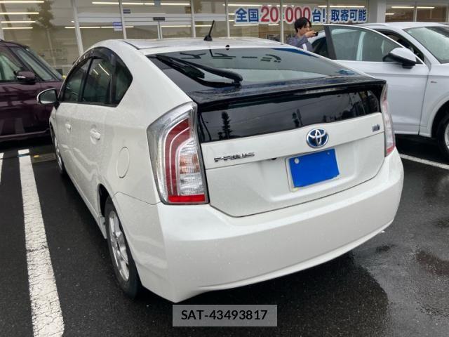 Toyota PRIUS 2015-07 7619316-4