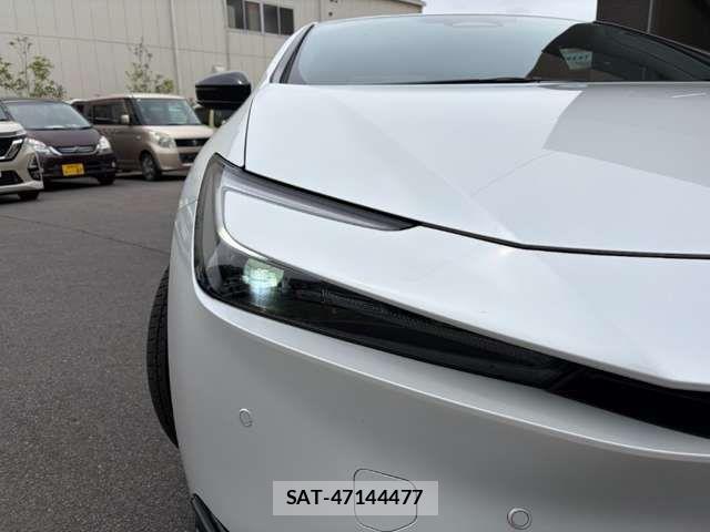Toyota PRIUS 2023-09 7619207-19