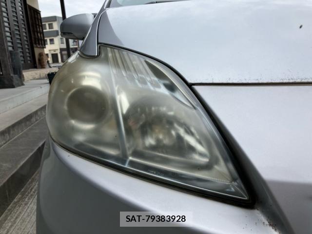 Toyota PRIUS 2011-06 7619328-19