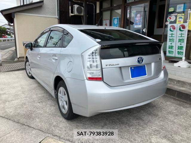 Toyota PRIUS 2011-06 7619328-3