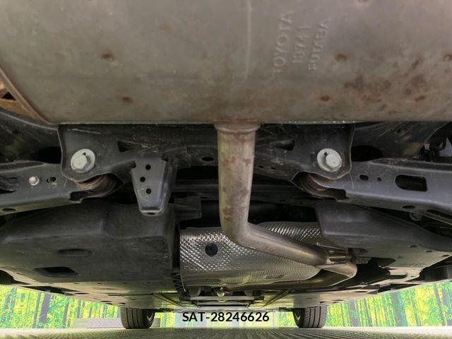 Toyota PRIUS 2022-06 7619245-18
