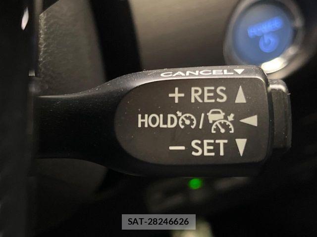 Toyota PRIUS 2022-06 7619245-6