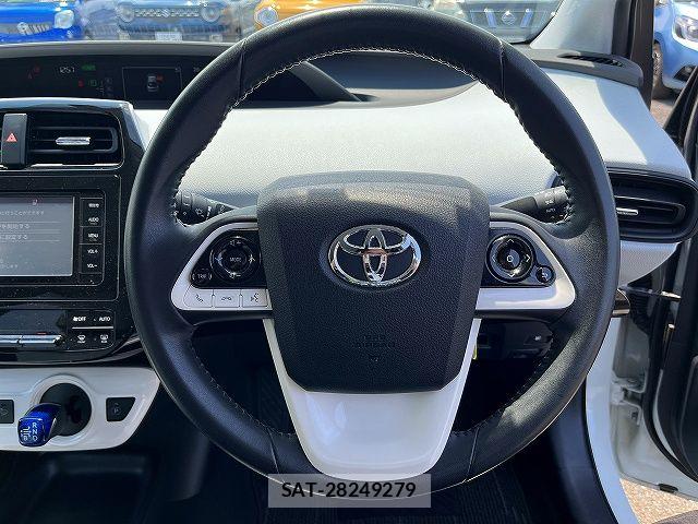 Toyota PRIUS 2016-09 7619256-13
