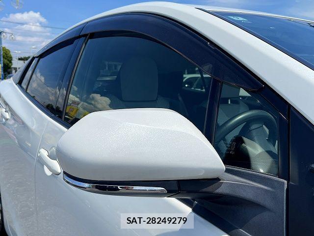 Toyota PRIUS 2016-09 7619256-24