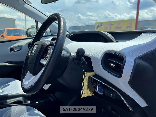 Toyota PRIUS 2016-09 7619256-3