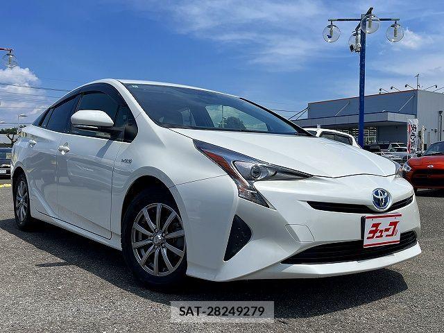 Toyota PRIUS 2016-09 7619256-6