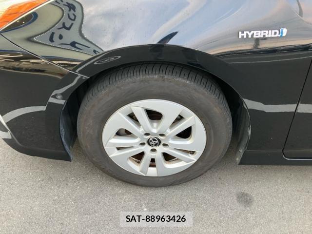 Toyota PRIUS 2018-11 7619293-4