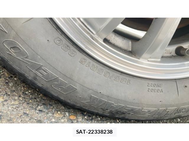 Toyota PRIUS 2011-07 7619250-10
