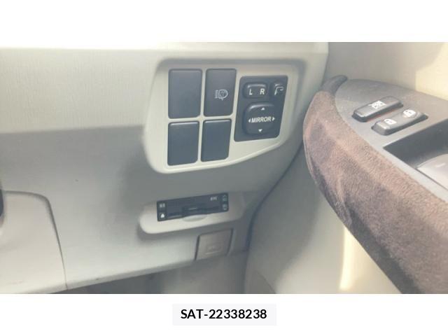 Toyota PRIUS 2011-07 7619250-15