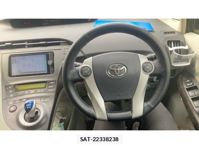 Toyota PRIUS 2011-07 7619250-17
