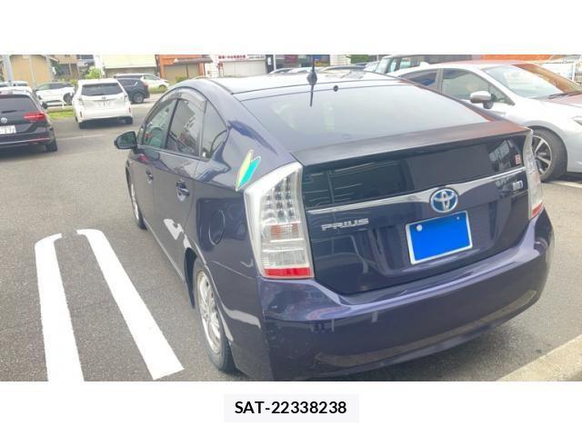 Toyota PRIUS 2011-07 7619250-3
