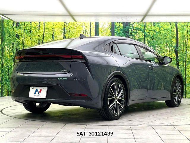 Toyota PRIUS 2025-06 7619216-16