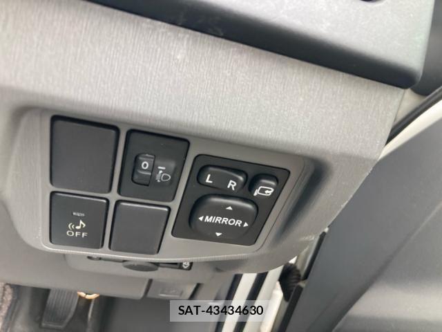 Toyota PRIUS 2009-12 7619347-12