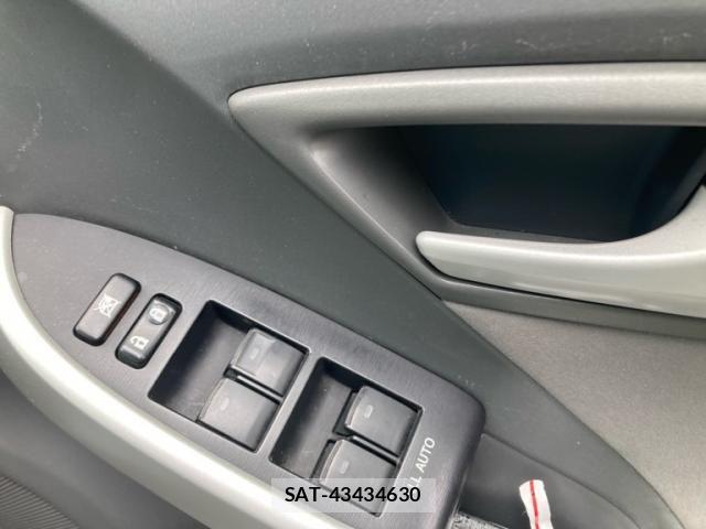 Toyota PRIUS 2009-12 7619347-13