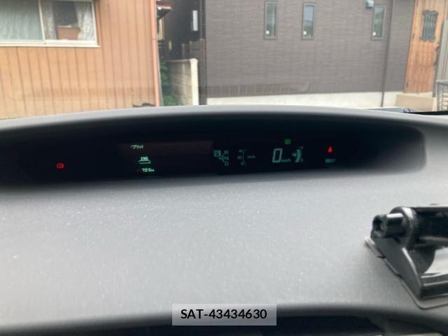 Toyota PRIUS 2009-12 7619347-17