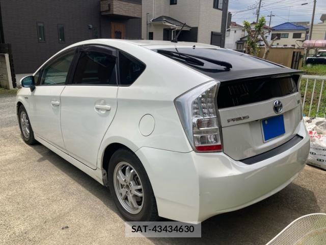 Toyota PRIUS 2009-12 7619347-6