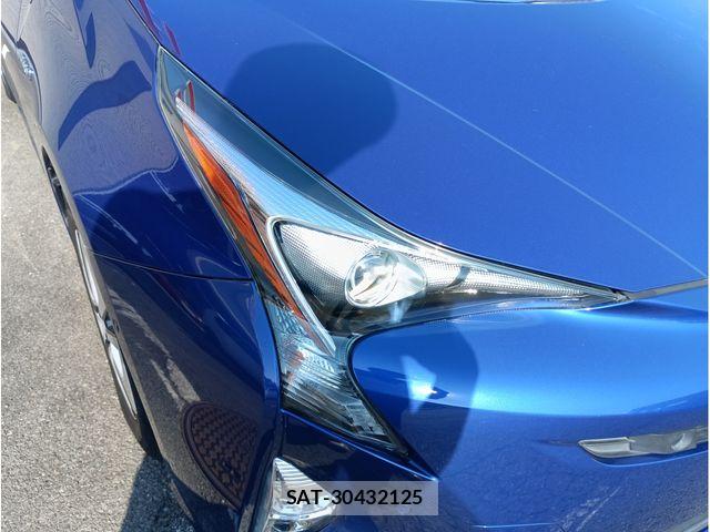 Toyota PRIUS 2017-07 7619275-10