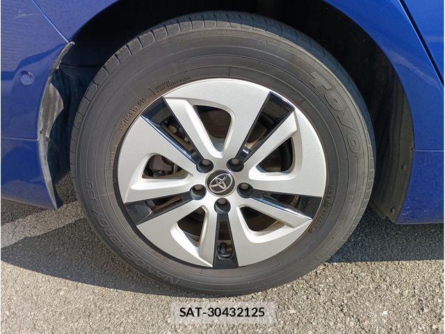 Toyota PRIUS 2017-07 7619275-11