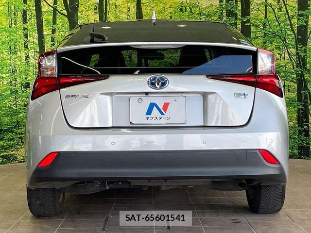 Toyota PRIUS 2019-06 7619273-14