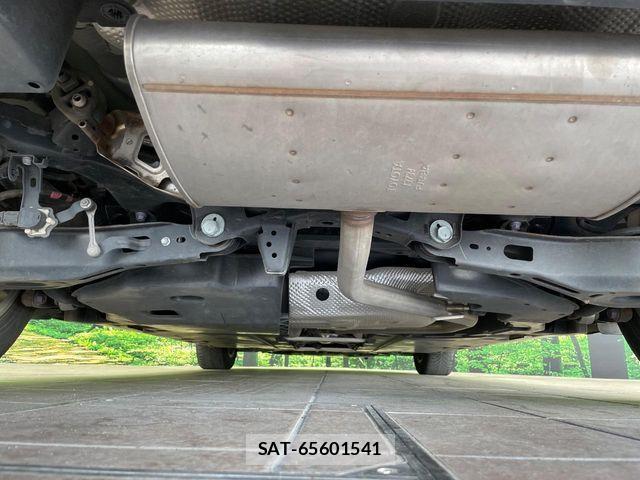 Toyota PRIUS 2019-06 7619273-18