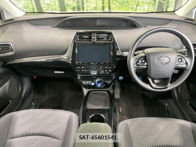 Toyota PRIUS 2019-06 7619273-1