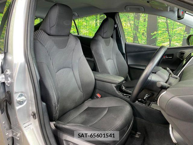 Toyota PRIUS 2019-06 7619273-7