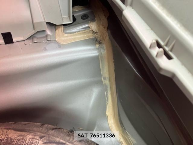 Toyota PRIUS 2010-10 7619349-21