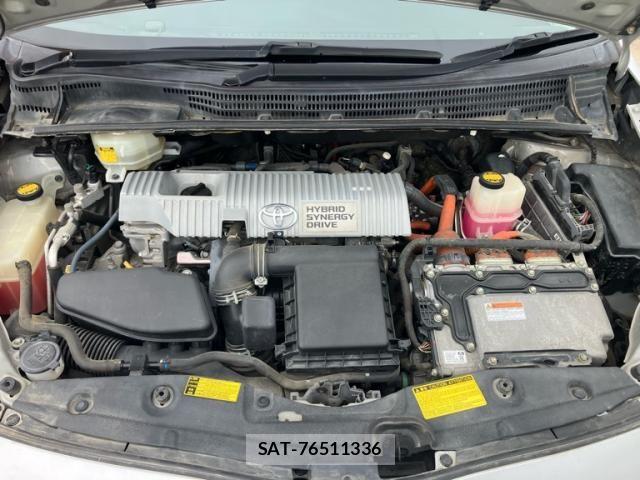 Toyota PRIUS 2010-10 7619349-24