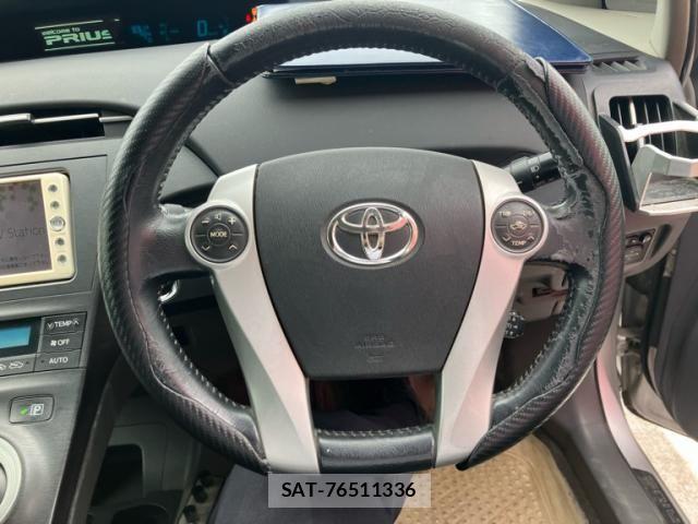 Toyota PRIUS 2010-10 7619349-27