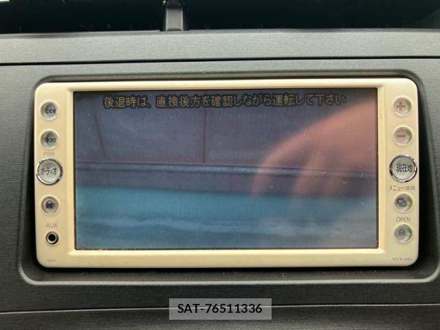 Toyota PRIUS 2010-10 7619349-29