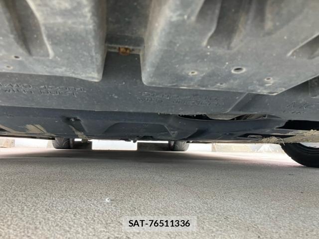 Toyota PRIUS 2010-10 7619349-4