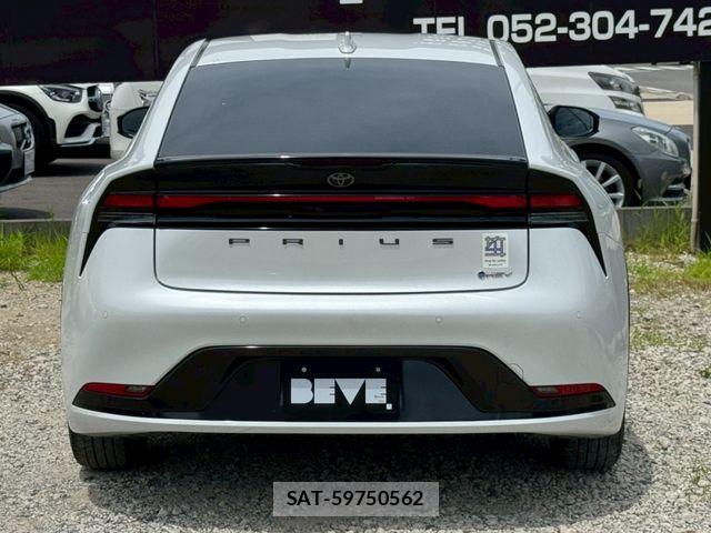 Toyota PRIUS 2023-02 7619220-2
