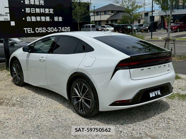 Toyota PRIUS 2023-02 7619220-6