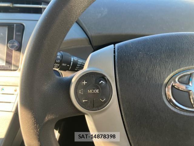 Toyota PRIUS 2013-07 7619325-15
