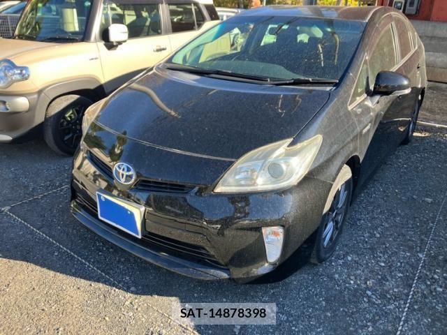 Toyota PRIUS 2013-07 7619325-2
