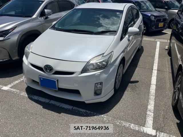 Toyota PRIUS 2009-07 7619324-1
