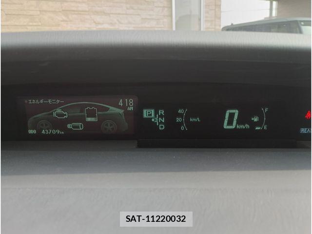 Toyota PRIUS 2012-09 7619306-13