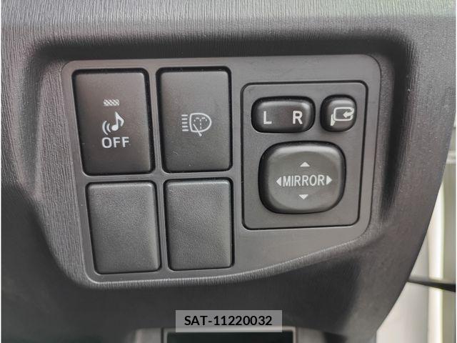 Toyota PRIUS 2012-09 7619306-17