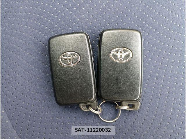 Toyota PRIUS 2012-09 7619306-18