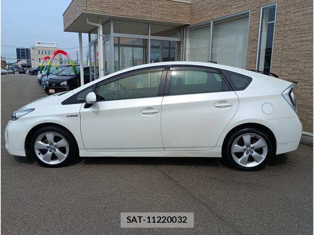 Toyota PRIUS 2012-09 7619306-3
