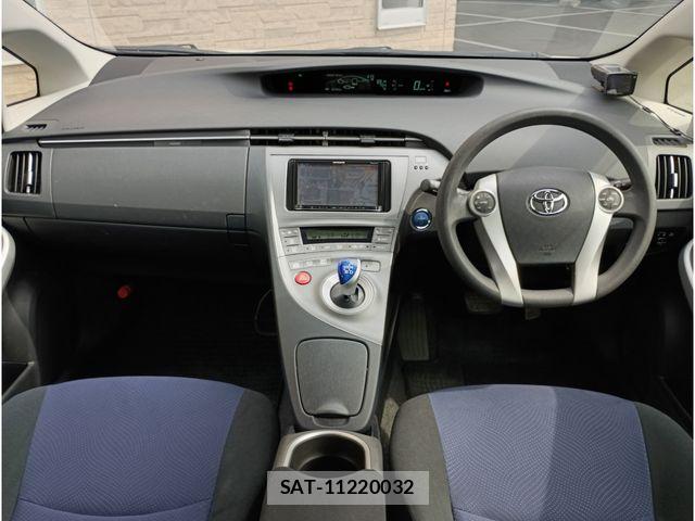 Toyota PRIUS 2012-09 7619306-4