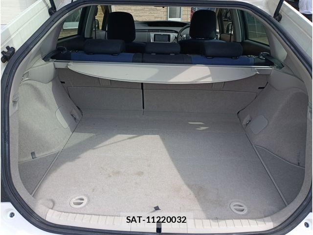 Toyota PRIUS 2012-09 7619306-8