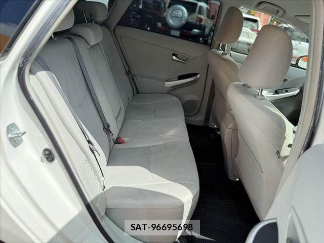 Toyota PRIUS 2014-02 7619323-19
