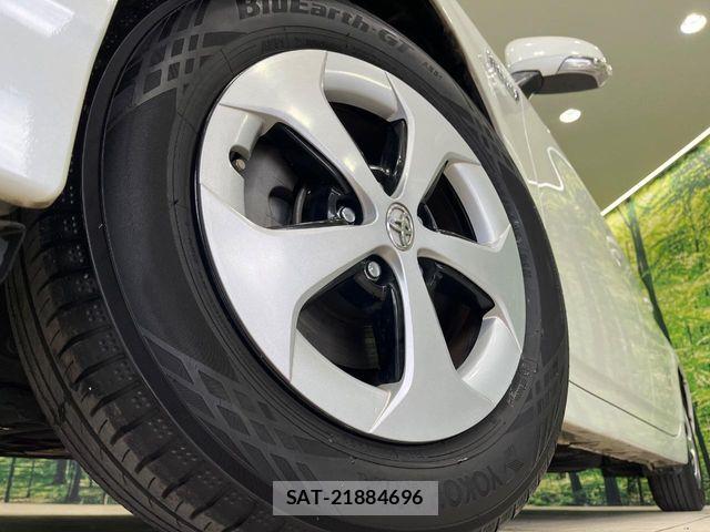 Toyota PRIUS 2013-03 7619291-12