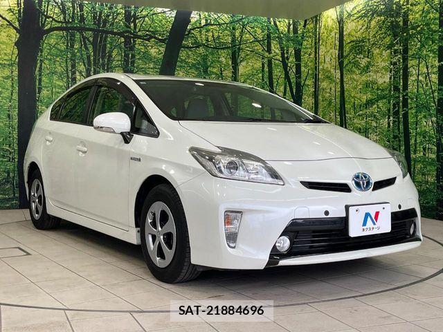 Toyota PRIUS 2013-03 7619291-15