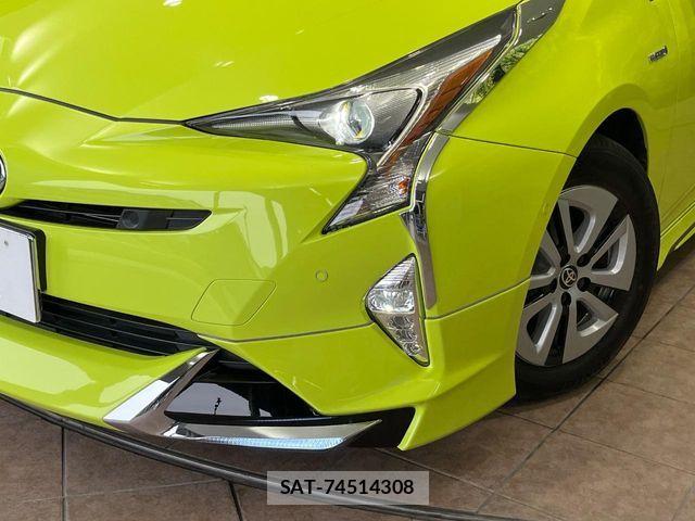Toyota PRIUS 2017-01 7619261-11